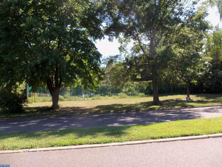 100 Country Club Parkway - Photo 1