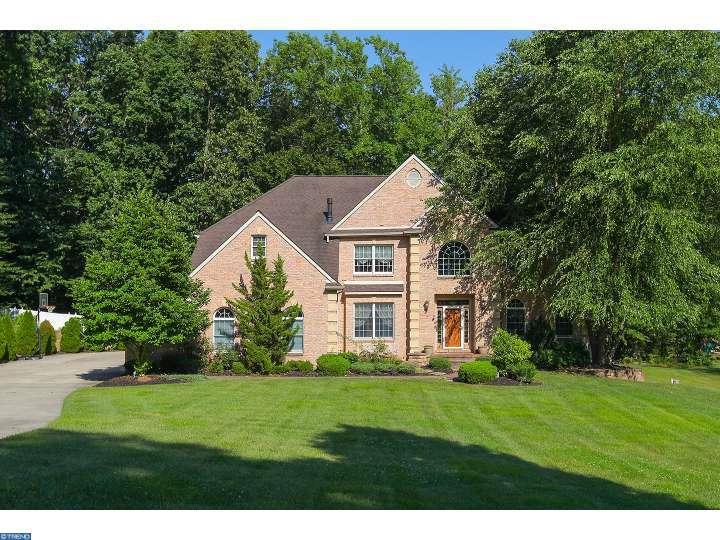305 Fox Run Court - Photo 1