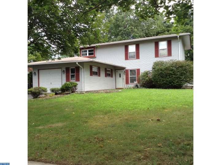 7 Nottingham Way - Photo 1