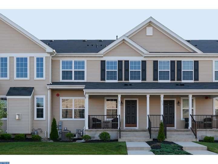 708 Lexington Mews - Photo 1