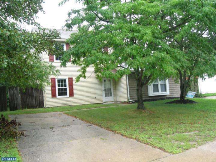 91 Fomalhaut Avenue - Photo 1