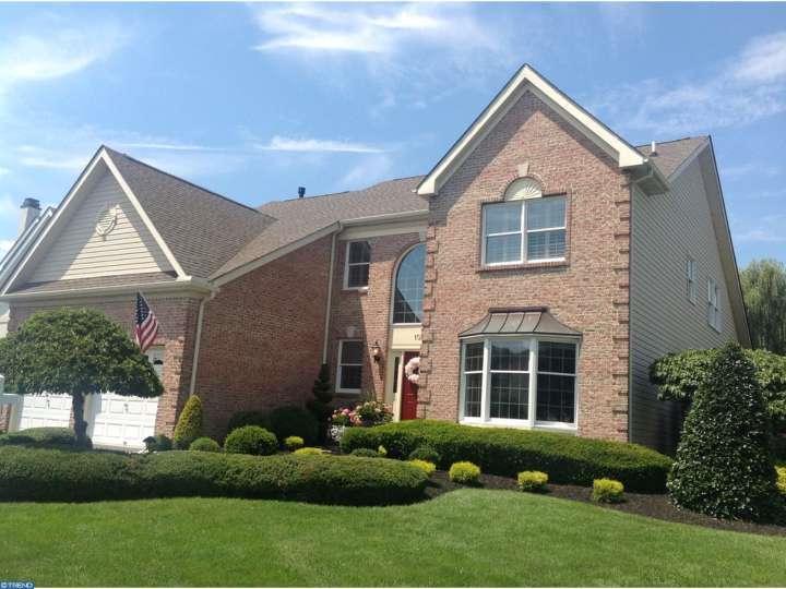102 Augusta Drive - Photo 1