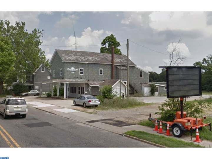 611 Main Street - Photo 1