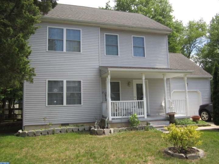 124 Lincoln Drive - Photo 1