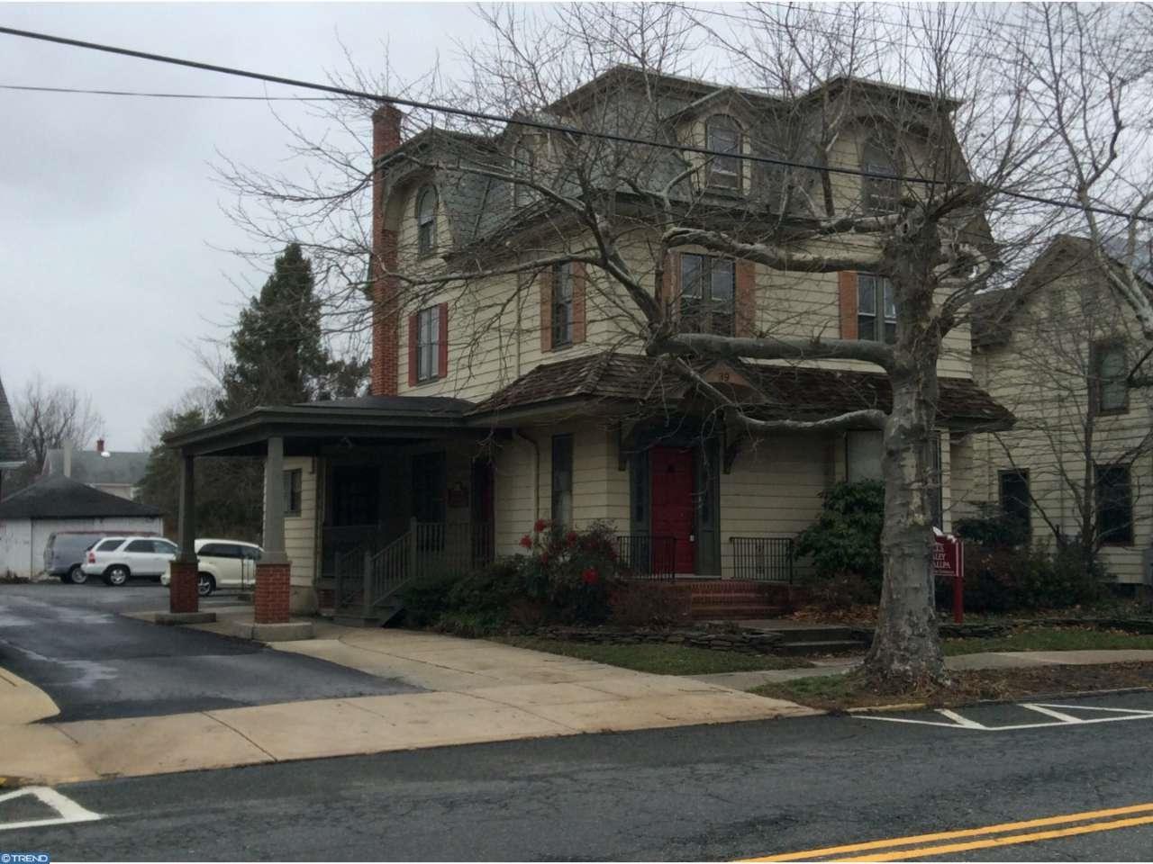 39 East Avenue - Photo 1