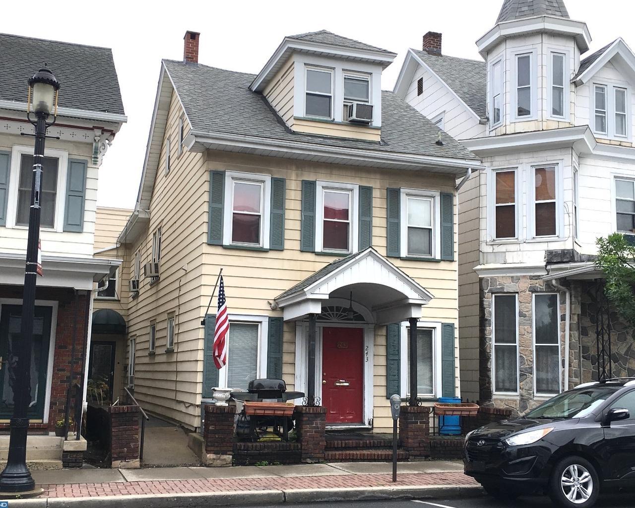 243 Broad Street - Photo 1