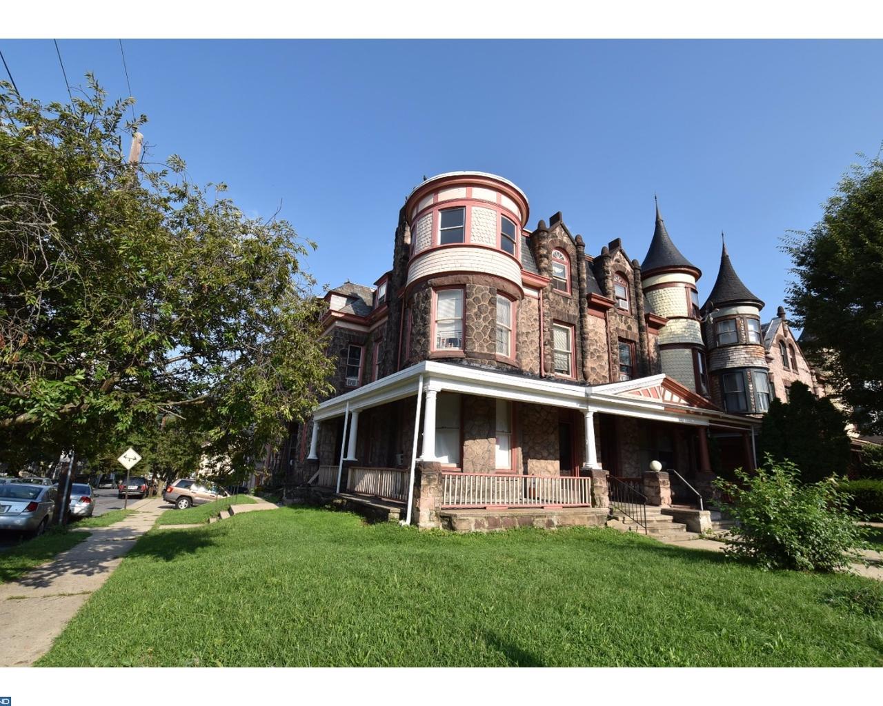 631 5TH Street - Photo 1