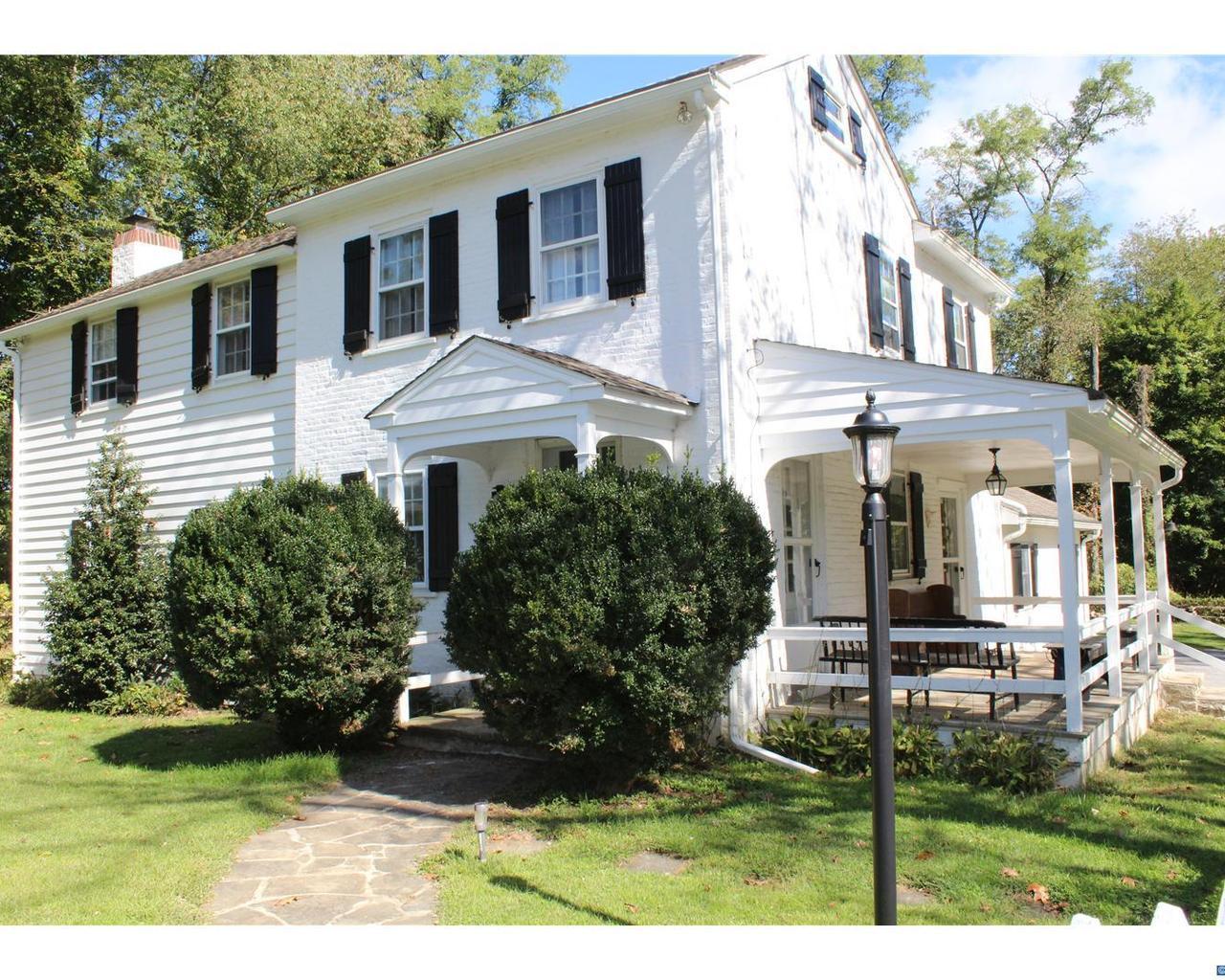 440 Greenwood Road - Photo 1