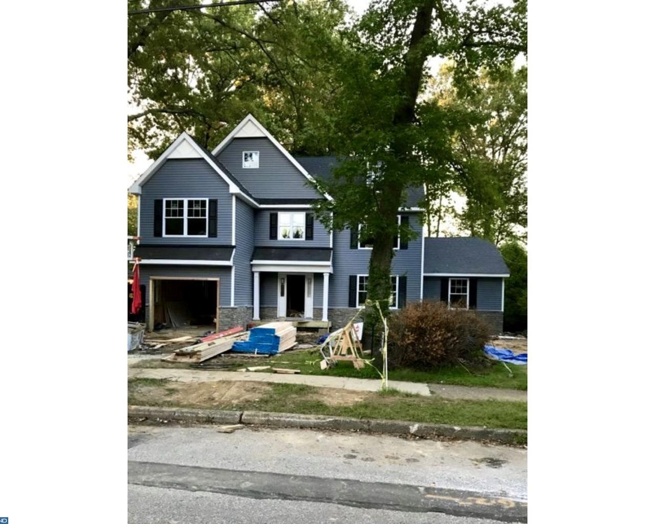 313 Longwood Drive - Photo 1