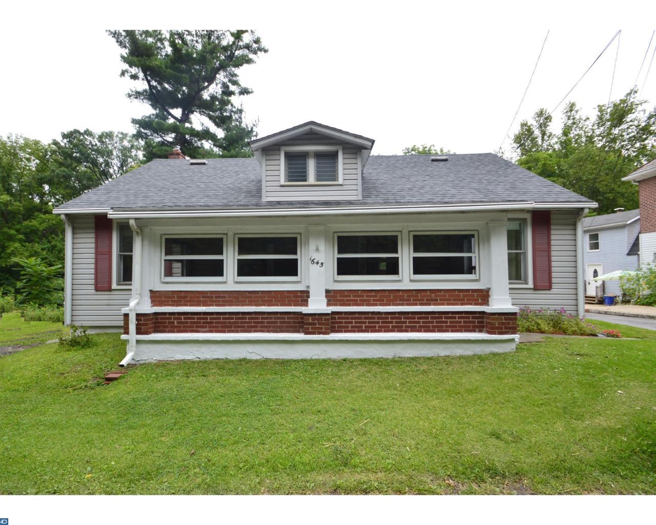 1645 Freemansburg Road - Photo 1