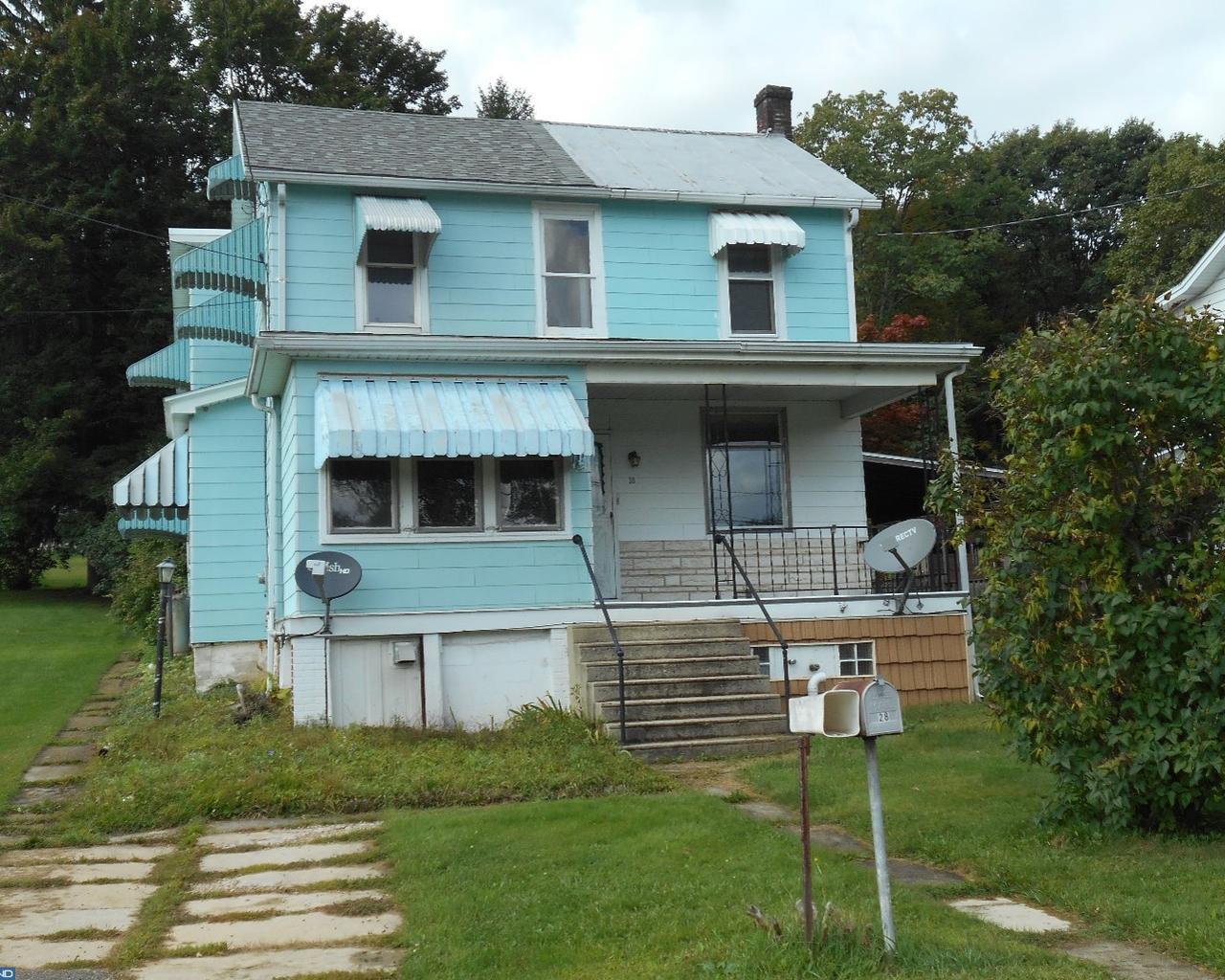 28 Crest Street - Photo 1