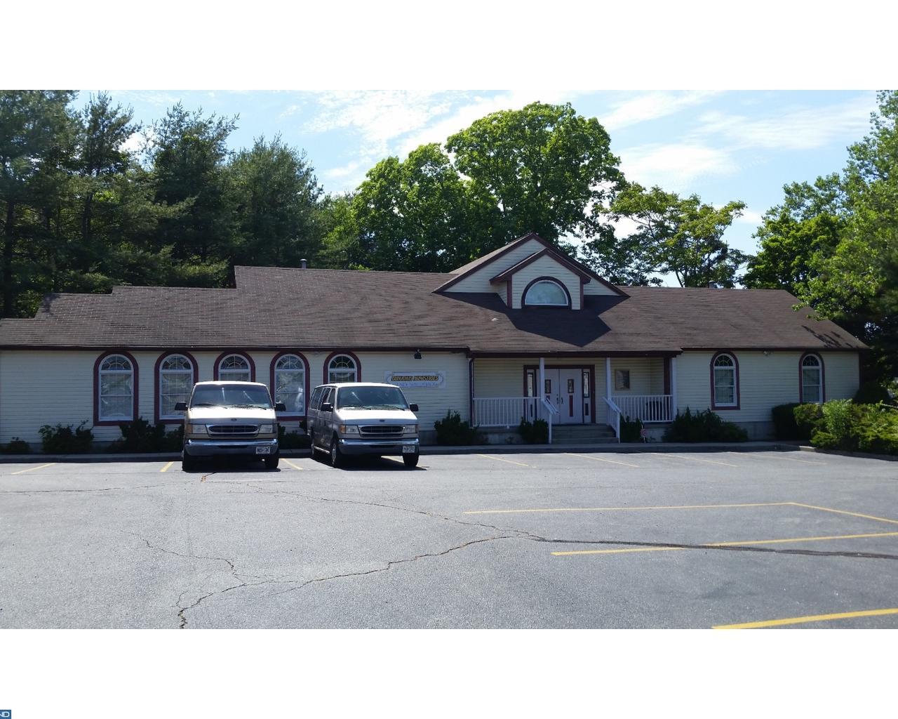 927 Main Street - Photo 1