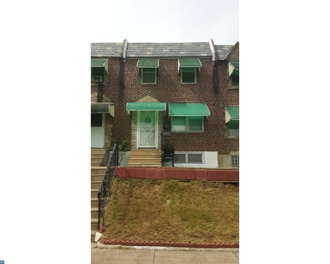 1388 Dyre Street - Photo 1