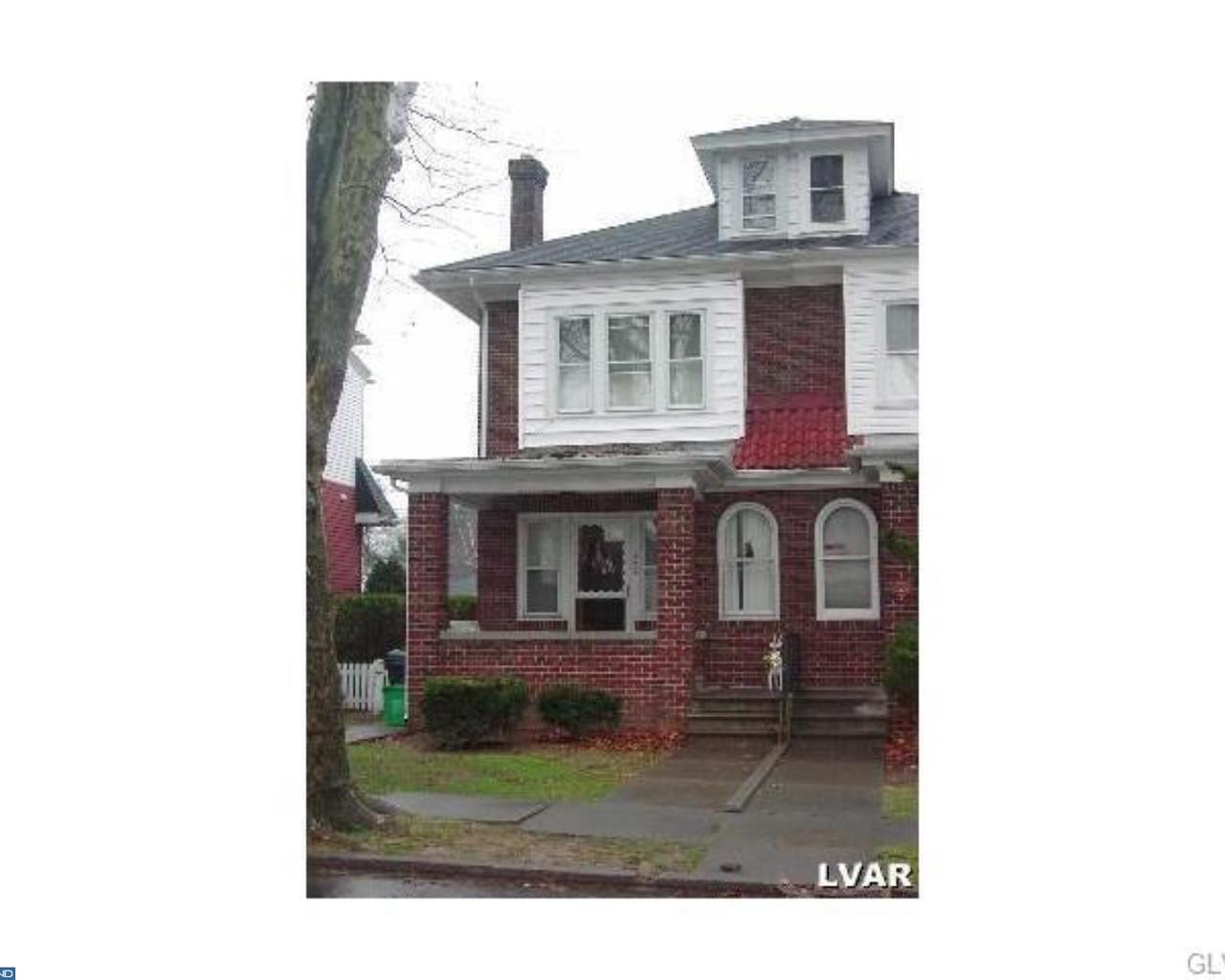 526 25TH Street - Photo 1