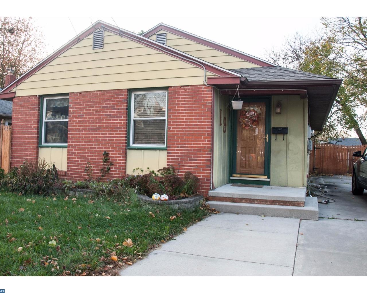 19 Cornell Avenue - Photo 1