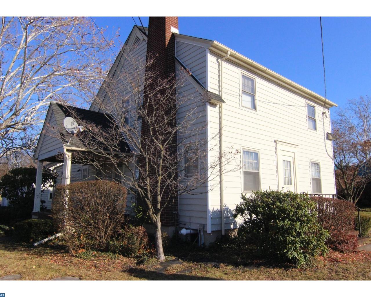 365 11TH Street - Photo 1