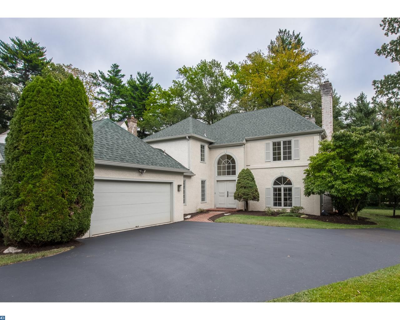 239 Trianon Lane - Photo 1