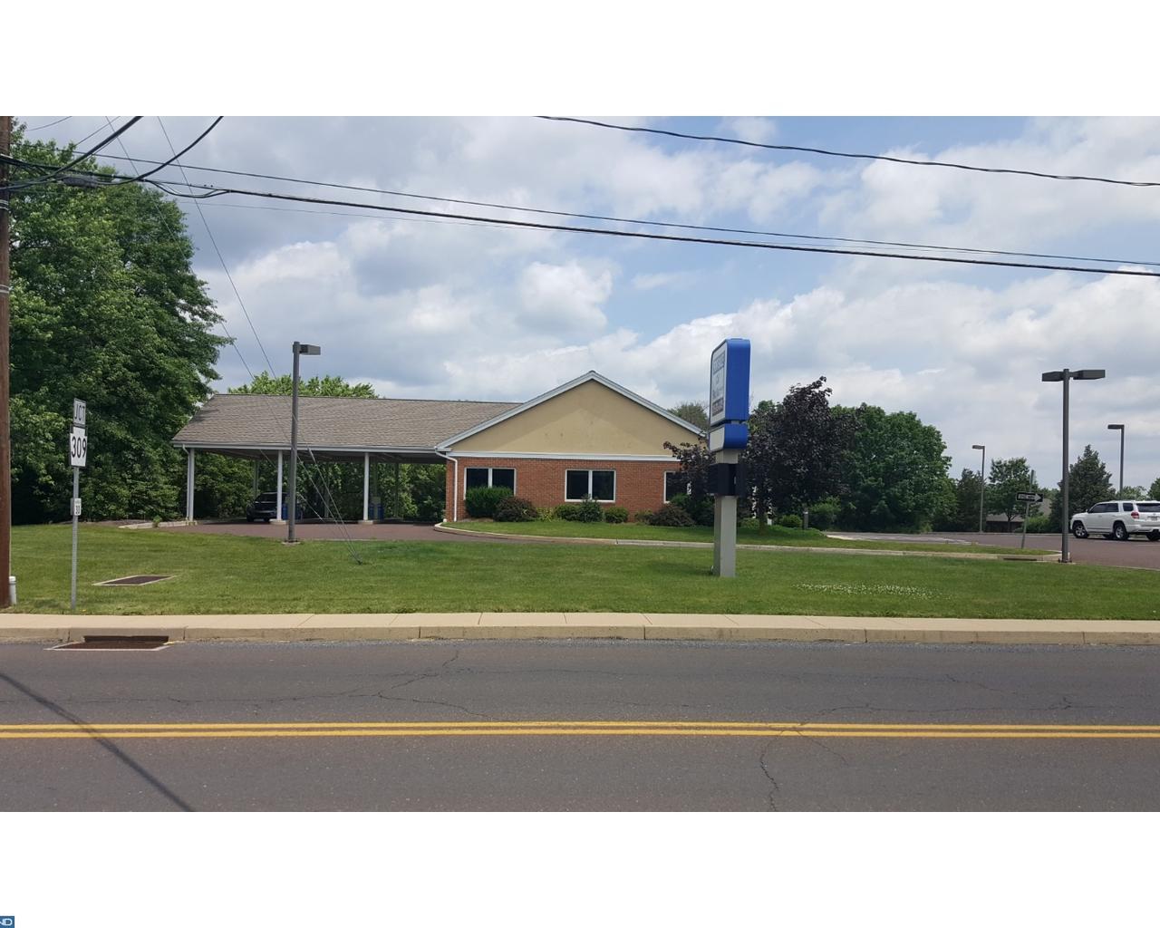 835 Lawn Avenue - Photo 1
