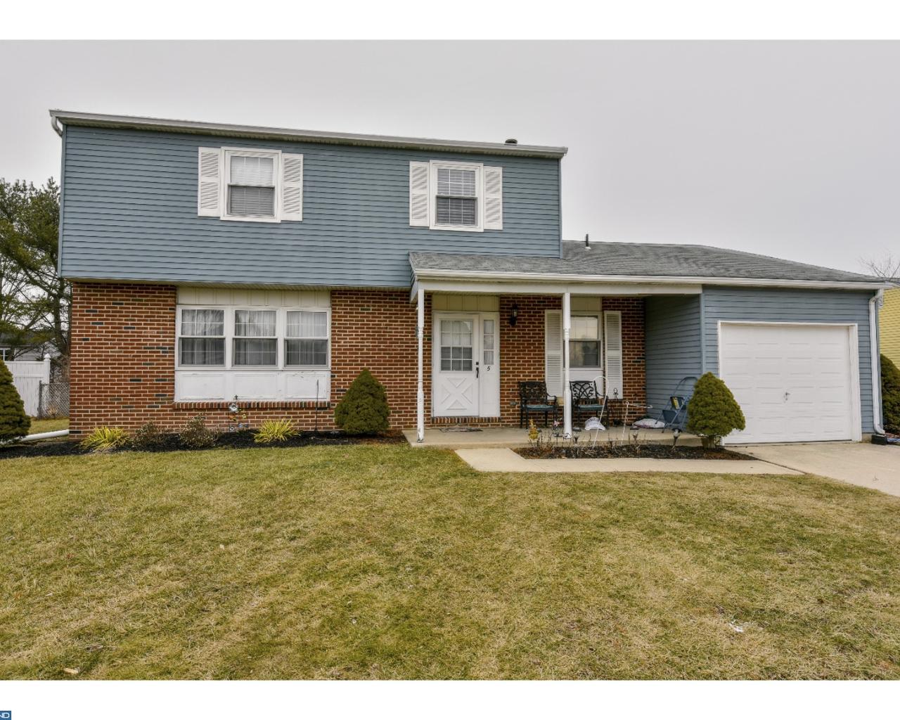 5 Deerfield Lane - Photo 1