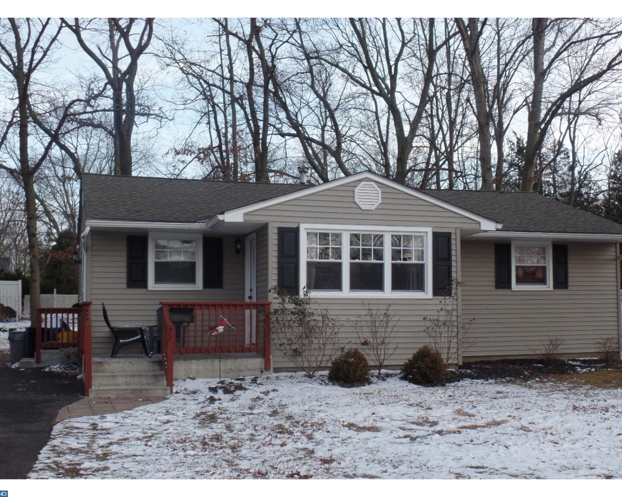 27 Richards Avenue - Photo 1