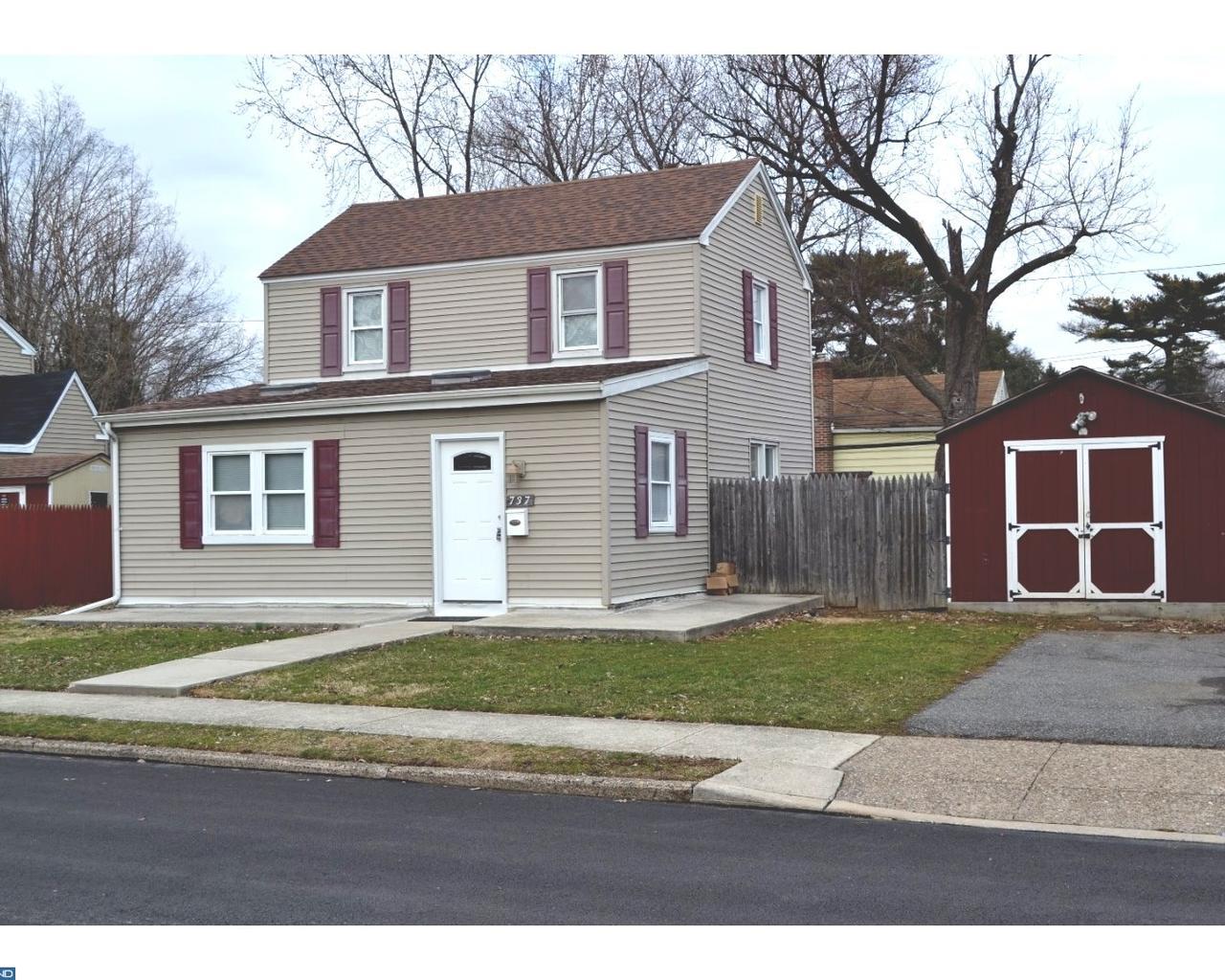 737 Westwood Lane - Photo 1