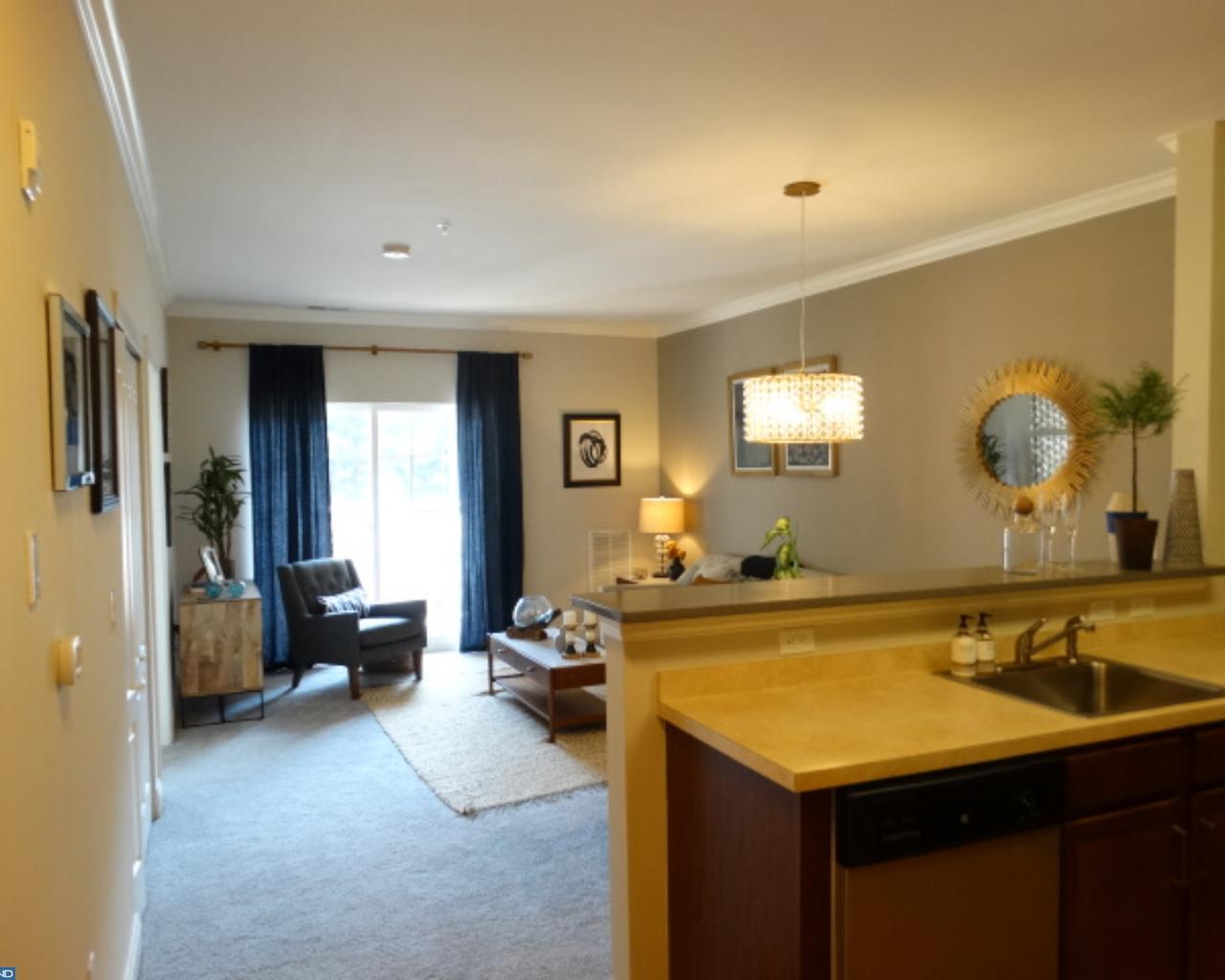 370 Grove Avenue - Photo 1