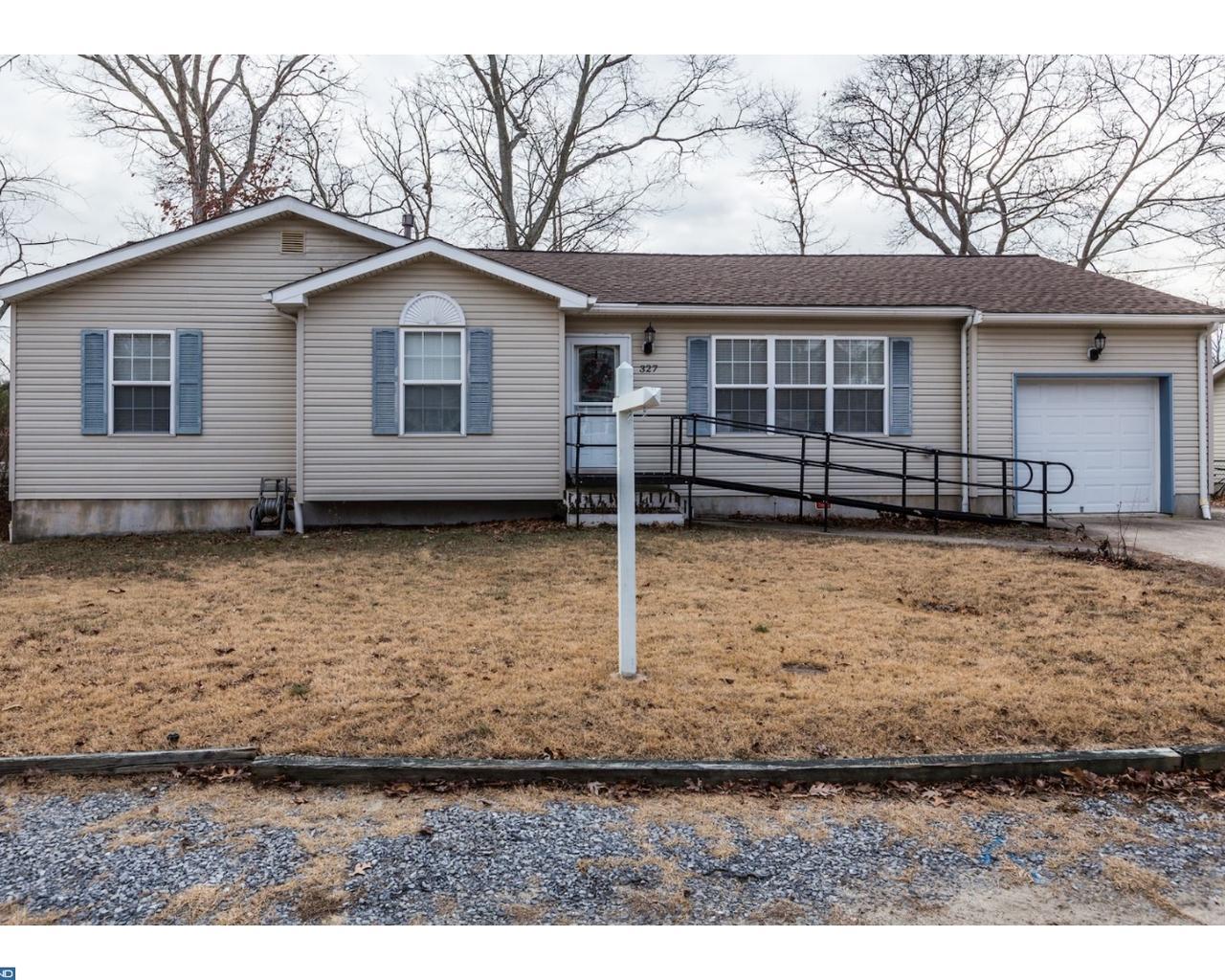 327 Anemone Street - Photo 1