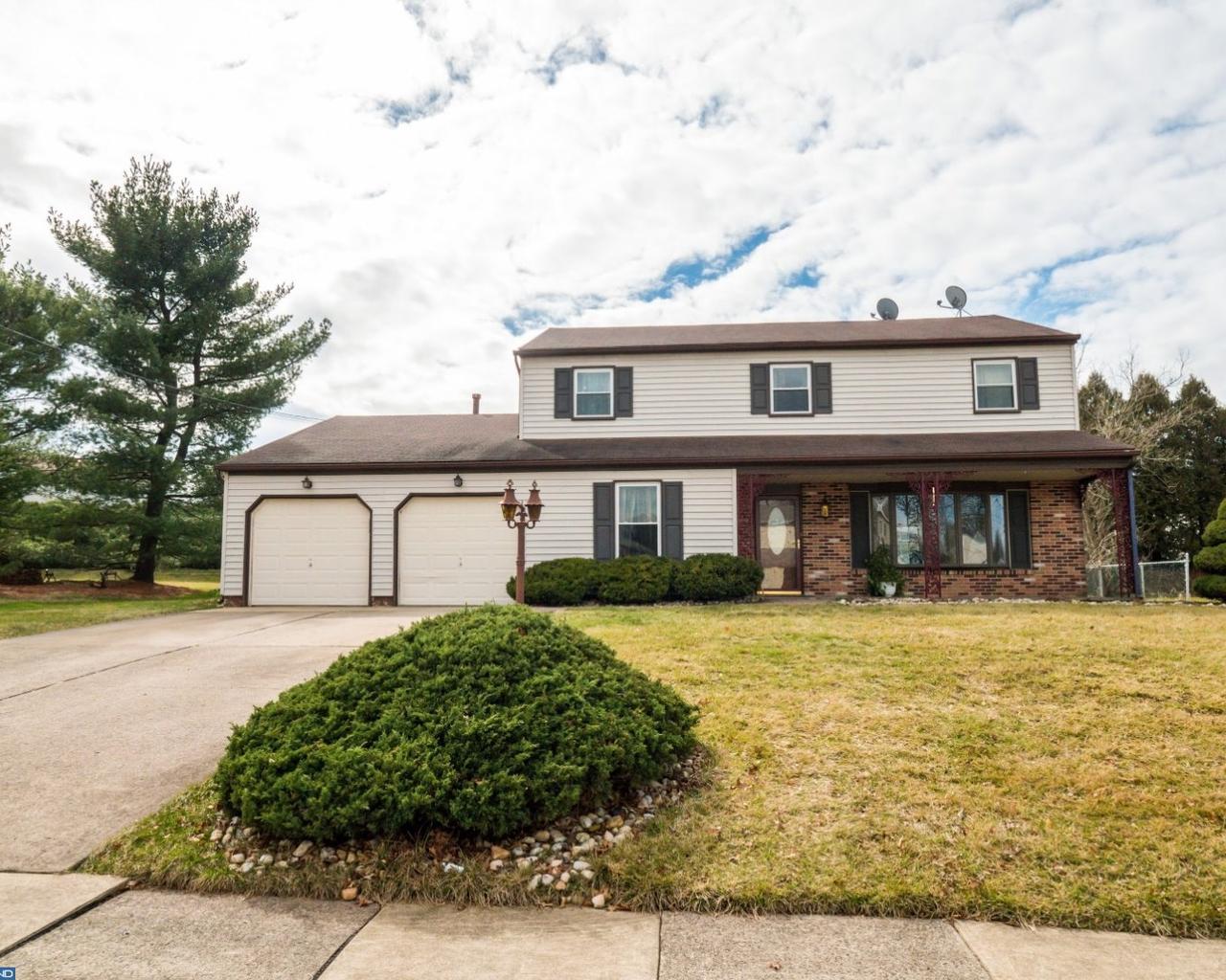 510 Spencer Lane - Photo 1