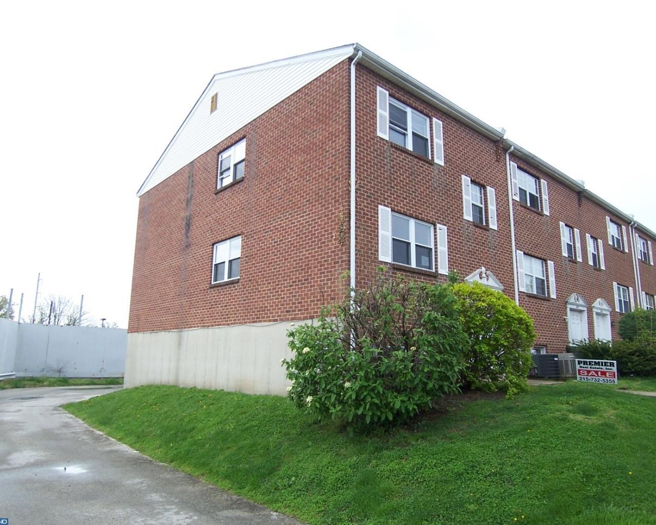 810 Christopher Place - Photo 1
