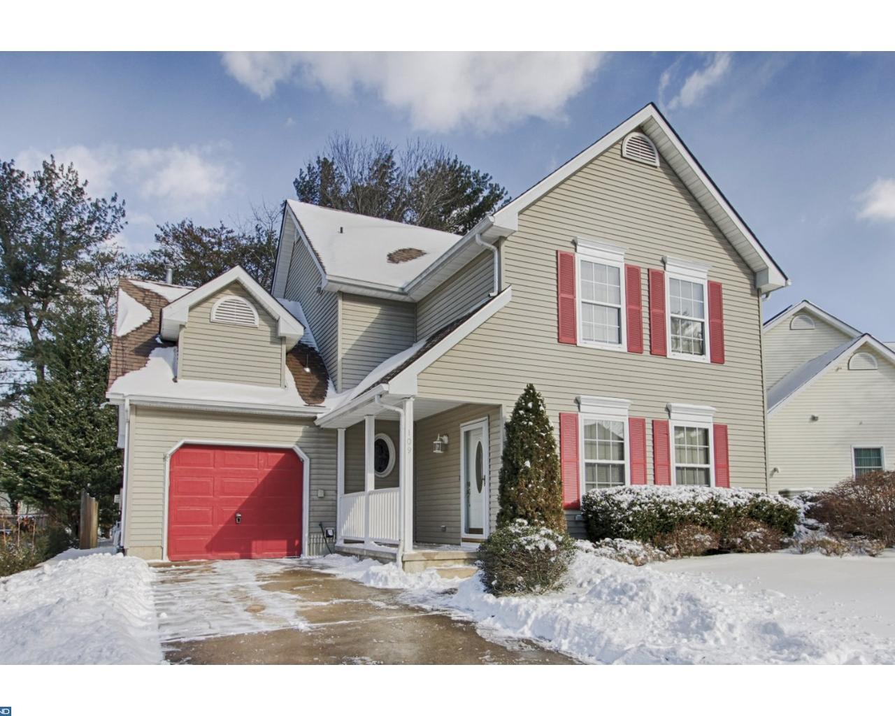 109 Stoneham Drive - Photo 1