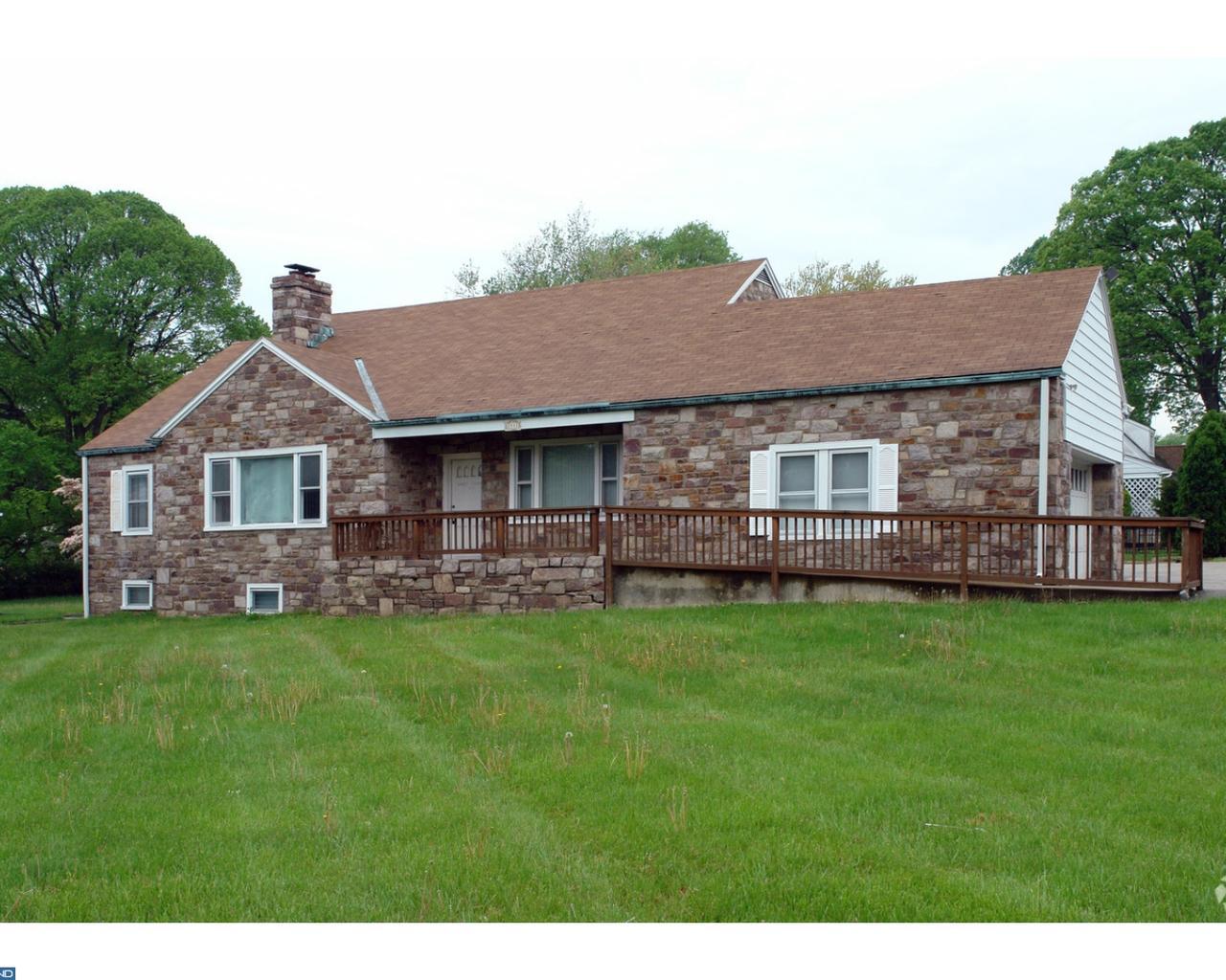 2111 Dekalb Pike - Photo 1