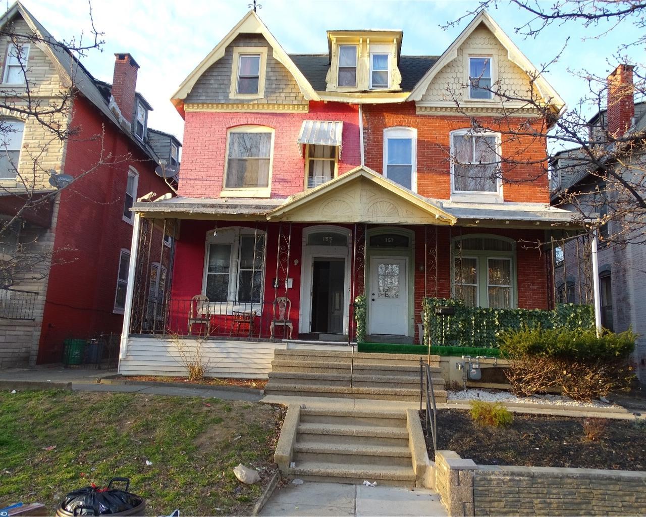 155 Douglass Street - Photo 1