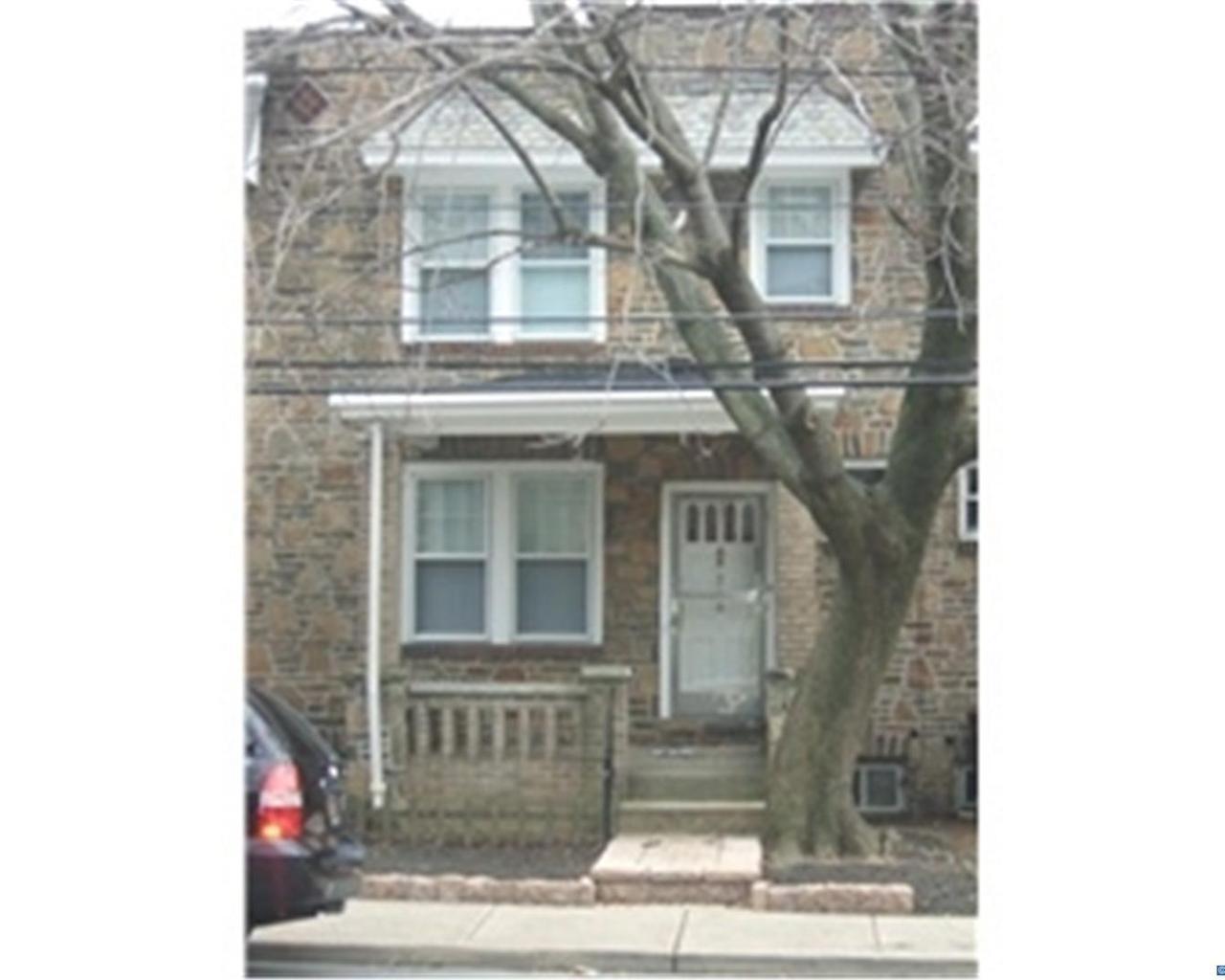 216 Broom Street - Photo 1