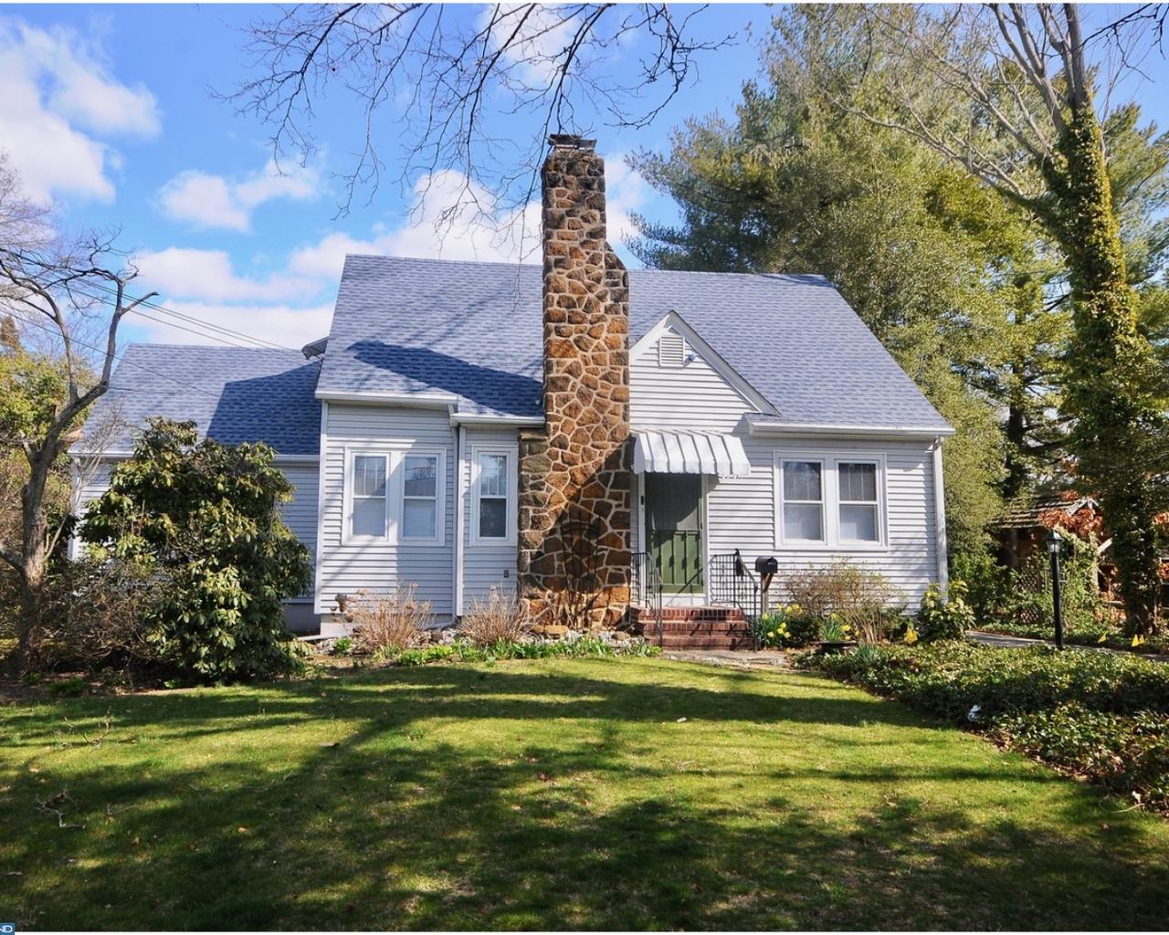 1124 Maple Avenue - Photo 1