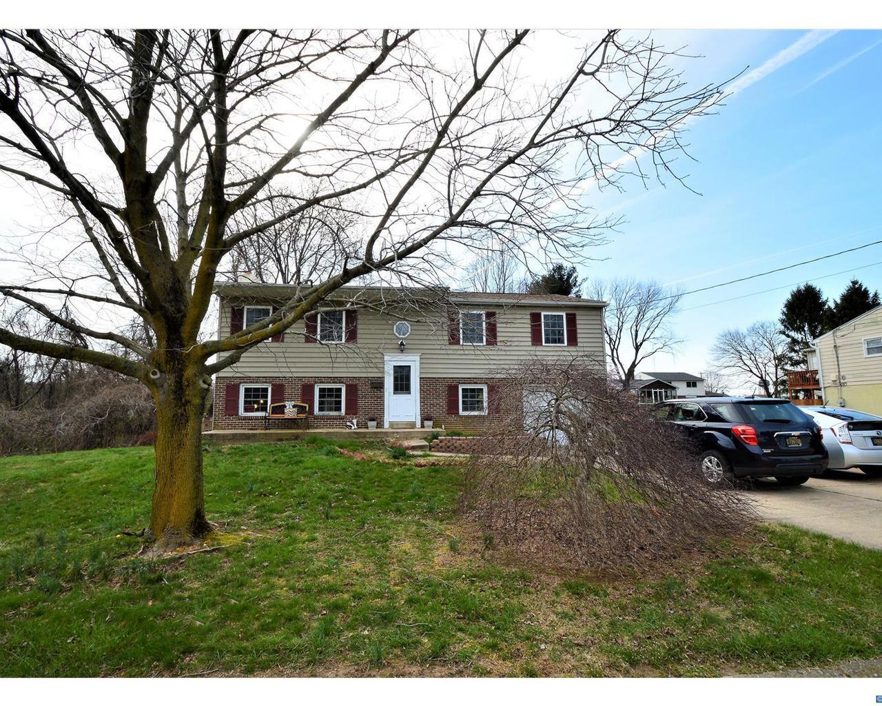 718 Cox Street - Photo 1