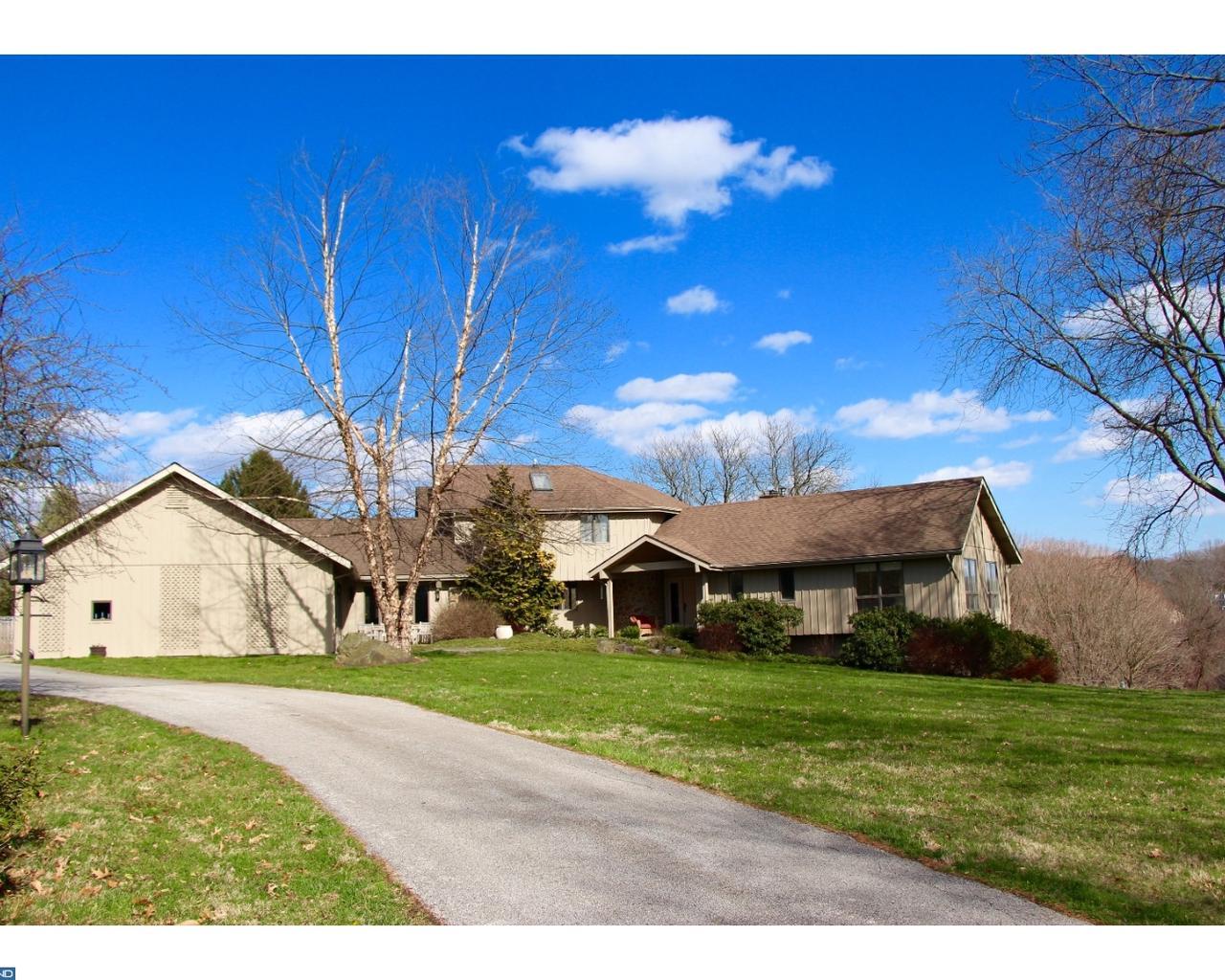 989 Delchester Road - Photo 1