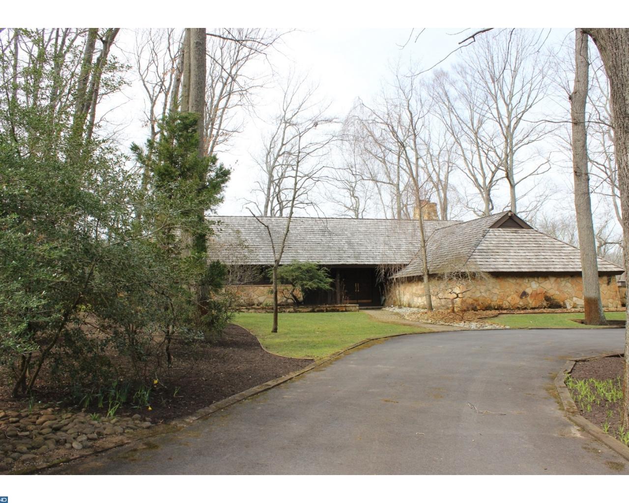 126 Holly Lane - Photo 1