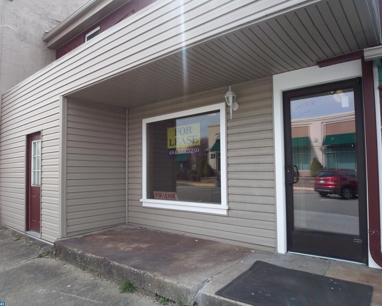 137 Lancaster Avenue - Photo 1