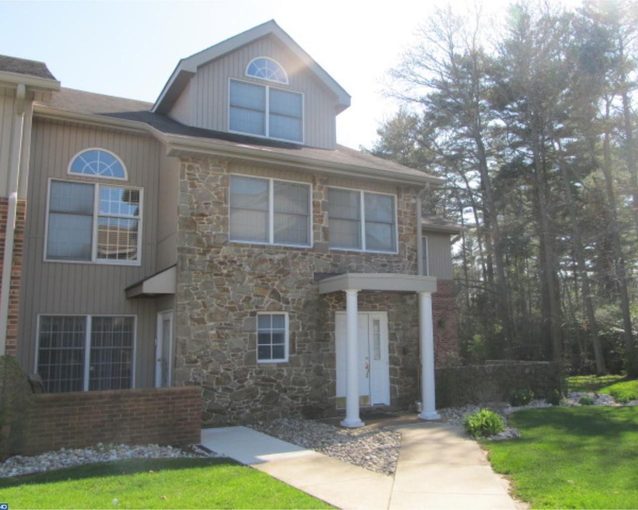 3001 Chestnut Avenue - Photo 1