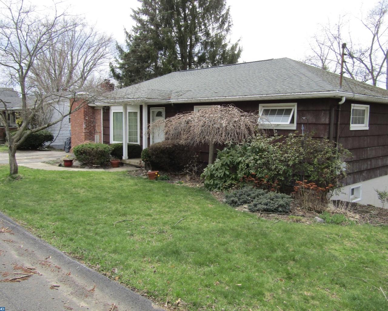 210 Clearview Avenue - Photo 1