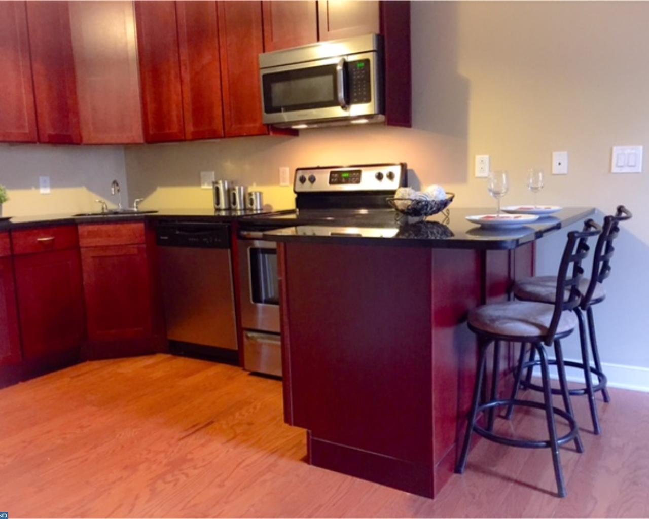 171 Grape Street - Photo 1