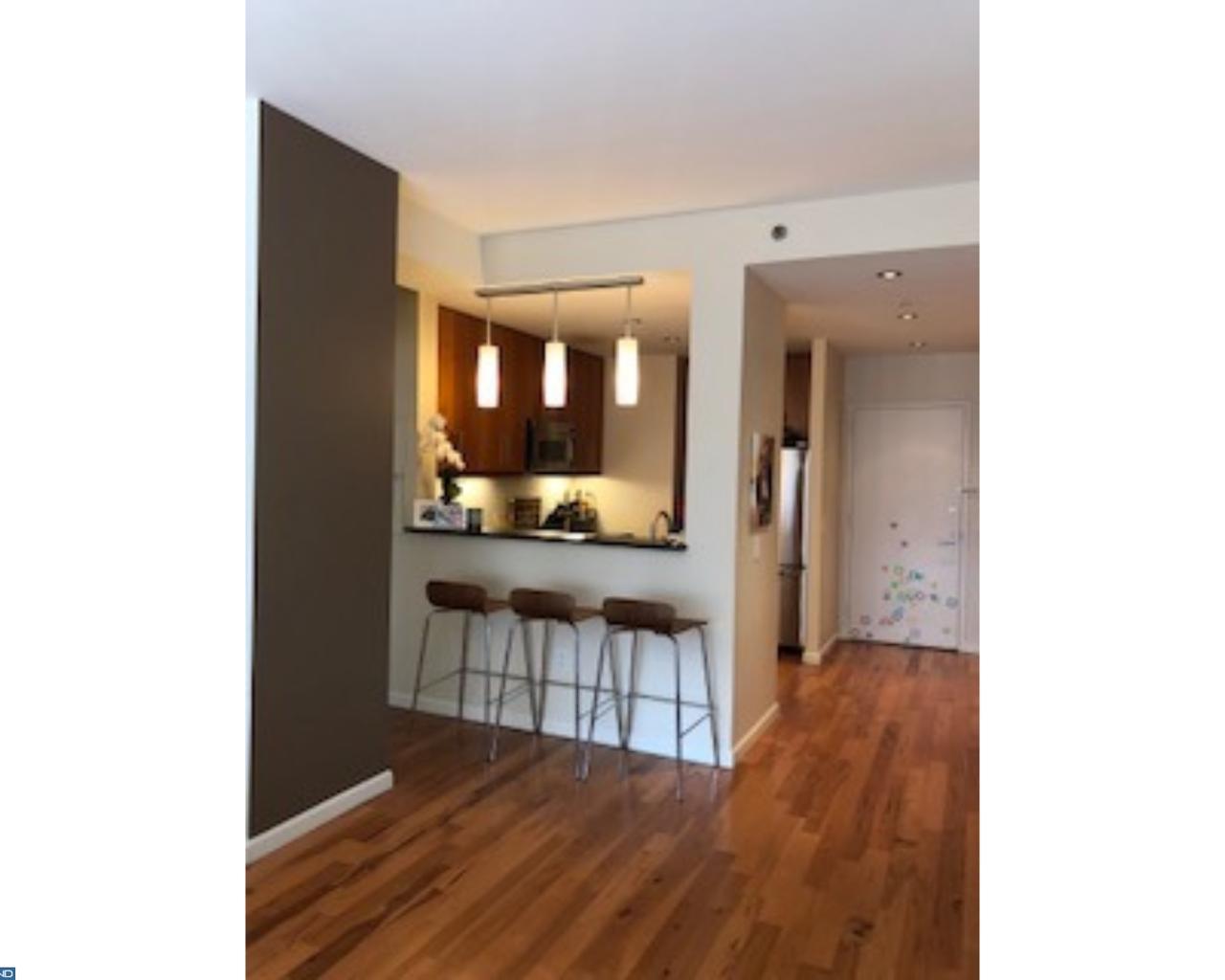 1425 Locust Street - Photo 1