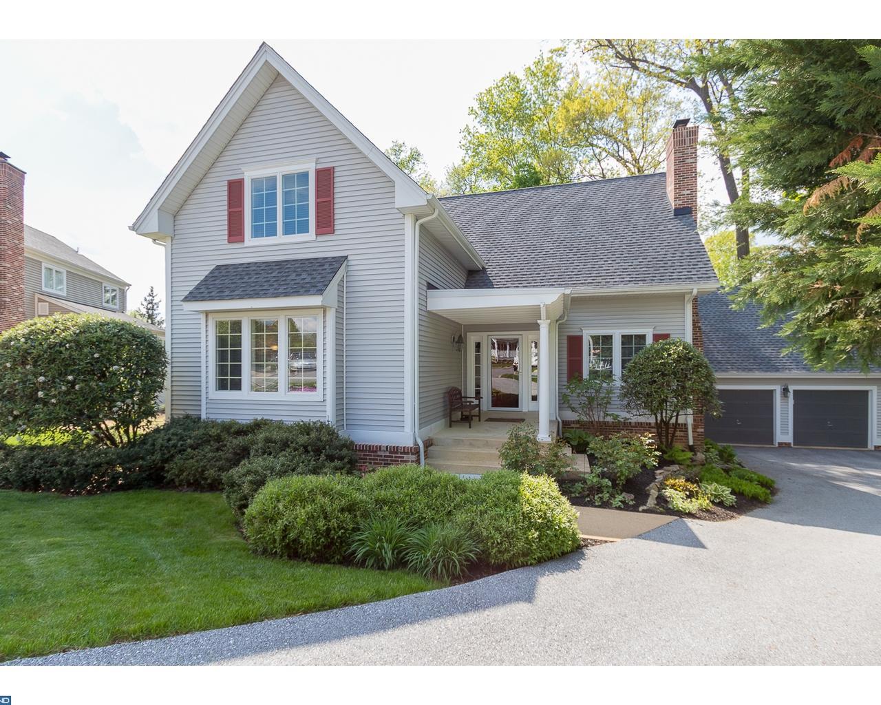 637 Huntington Drive - Photo 1