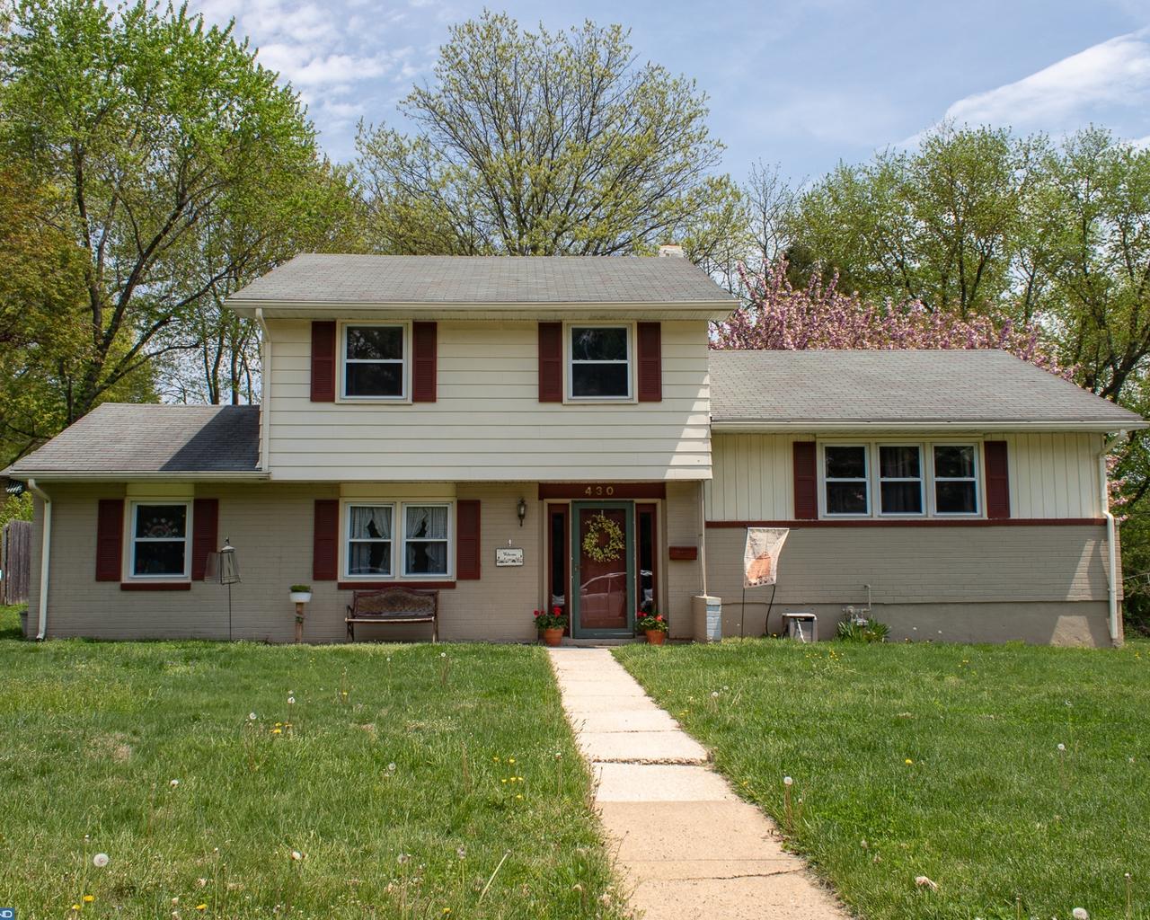 430 New London Road - Photo 1