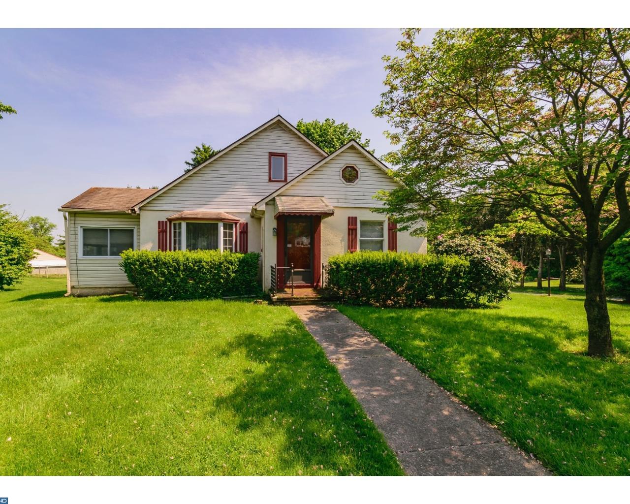 612 Cypress Street - Photo 1