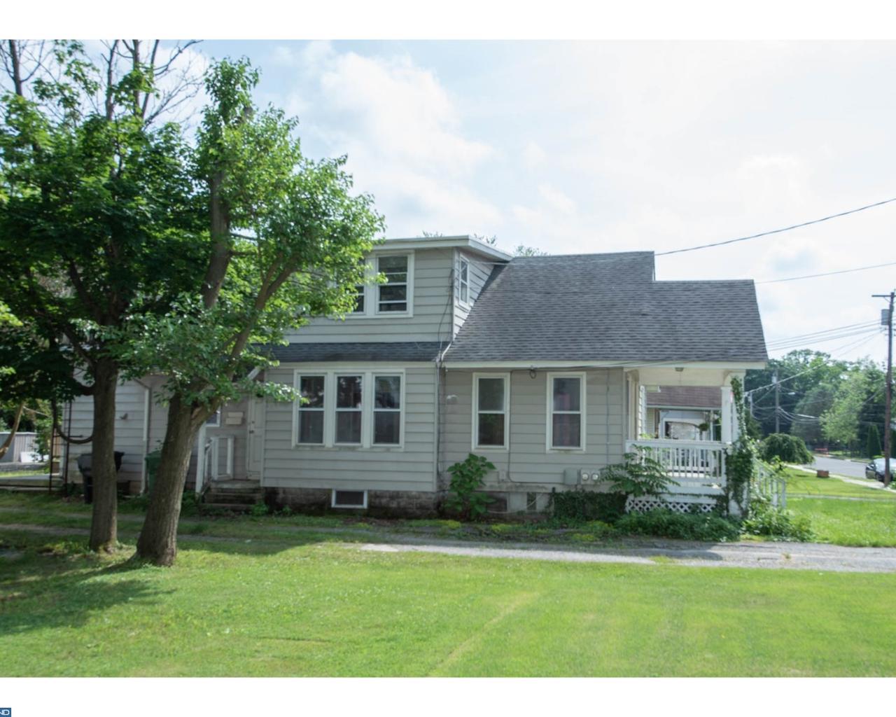 17 Villa Avenue - Photo 1