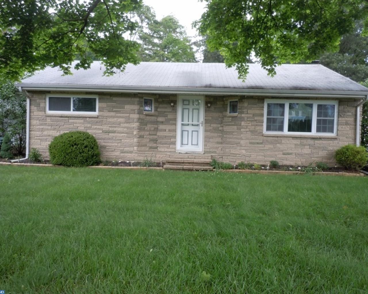 147 Hampton Street - Photo 1
