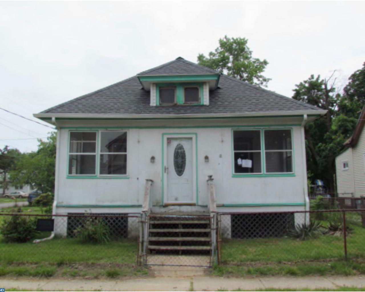 226 Thomson Avenue - Photo 1