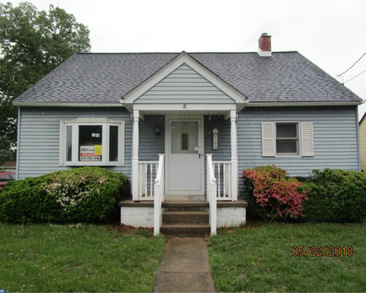 109 7TH Street - Photo 1