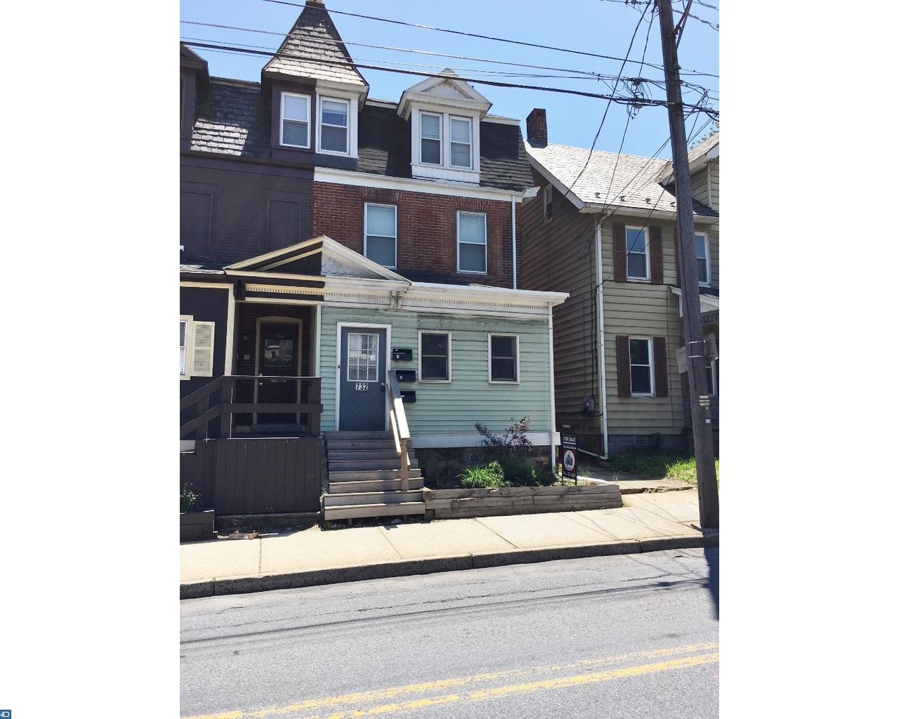 732 Broadway - Photo 1